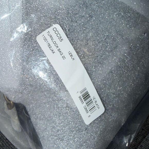 Coach Twin Turnlock Bag 20 Satchel in Dark Brass/Black Waxed Smooth Leather NWT - Picture 11 of 15